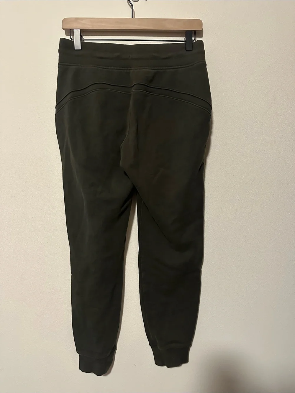 lululemon athletica item has